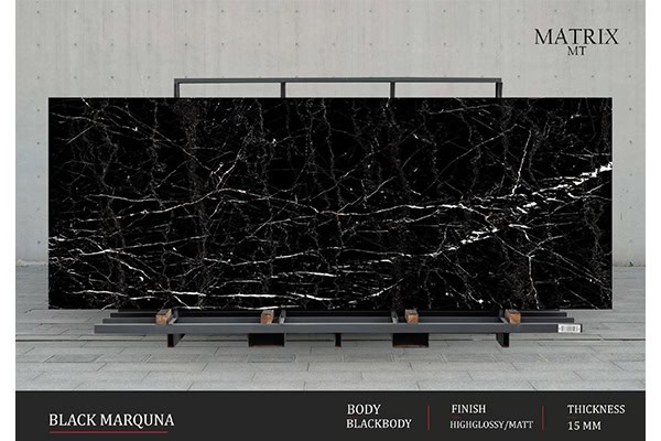 BLACK MARQUNA
